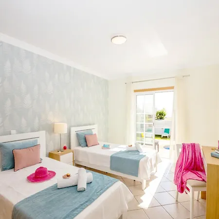 Villa In Olhos De Agua With Private Pool