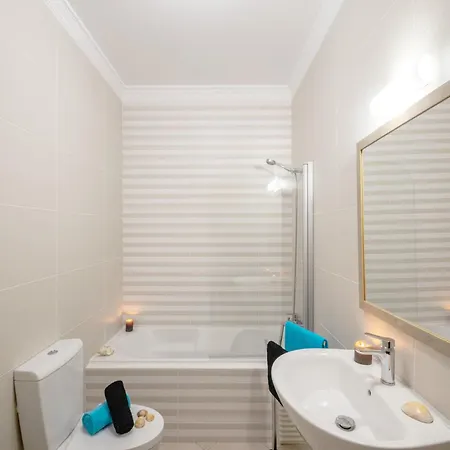 Villa Villa In Olhos De Agua With Private Pool Albufeira