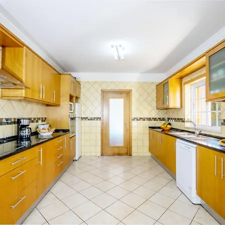 Villa Villa In Olhos De Agua With Private Pool
