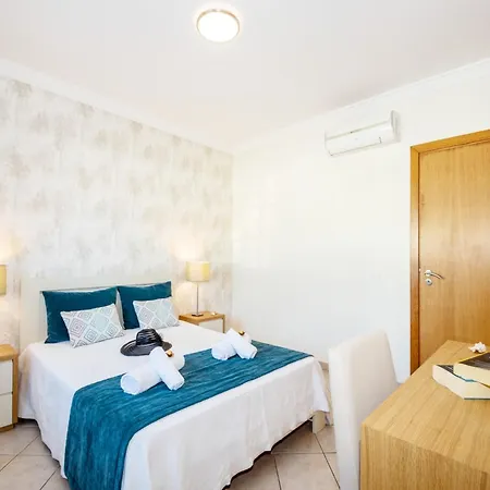 Villa Villa In Olhos De Agua With Private Pool