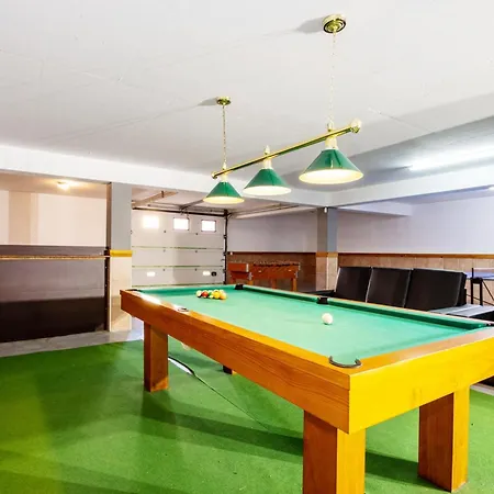 Villa In Olhos De Agua With Private Pool Albufeira